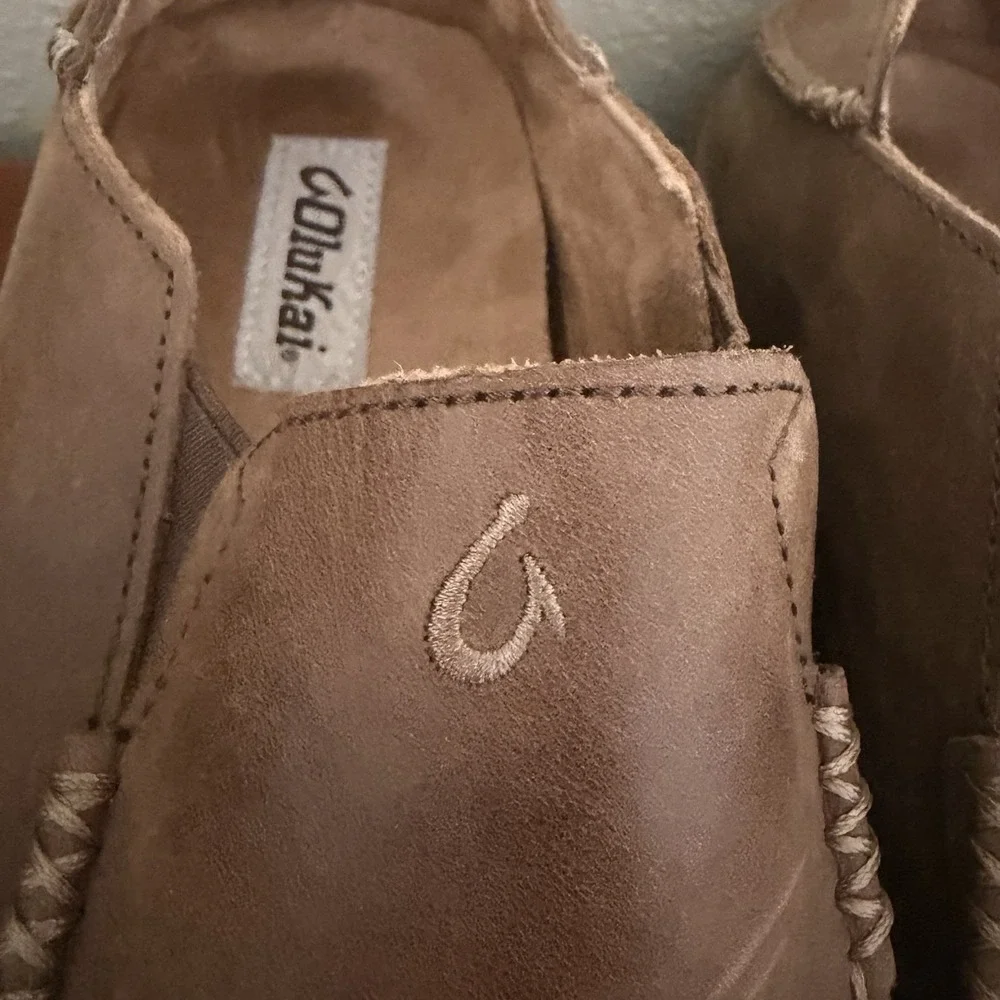 Olukai Moloa Slip On Men 9.5 Brown Leather Casual Loafer 10128-2733 Outdoor
